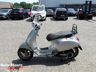 Vespa  Primavera Elettrica 45 picture 2