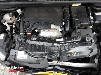 Opel Crossland X 1.2 Turbo Innovation Aut picture 10