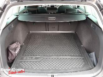 Volkswagen Golf 1.6 TDI Connected Series Aut picture 11