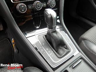 Volkswagen Golf 1.6 TDI Connected Series Aut picture 15