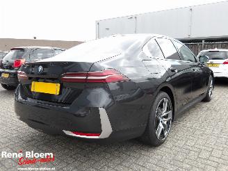 Unfallwagen BMW 5-serie 530e 2024/9