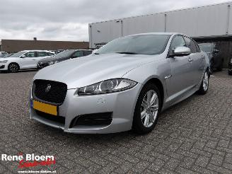 Damaged car Jaguar XF 2.2D Premium Business Edition 2014/2
