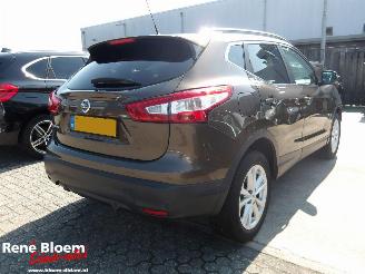 Coche accidentado Nissan Qashqai 1.2 Business Edition 116pk Automaat 2017/3