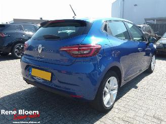 skadebil auto Renault Clio 1.0 Tce Zen 2021/11