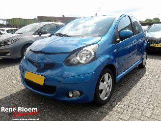 Coche accidentado Toyota Aygo 1.0 12V 5drs Airco 2009/6