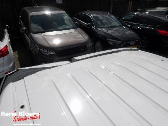 Peugeot Partner 1.5 BlueHDI 100 S&S L1 picture 11