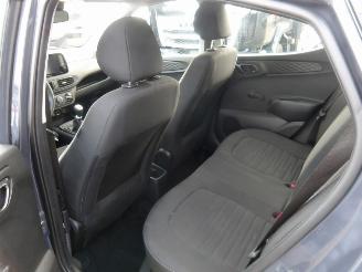 Hyundai I-10 1.0 Comfort Smart picture 12