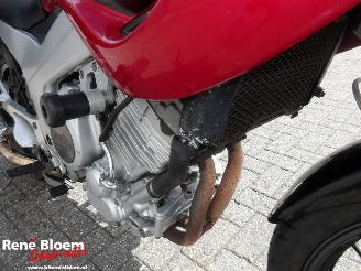 Yamaha TDM 850  picture 14