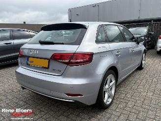Schadeauto Audi A3 SPORTBACK 30 TDI Advance 5drs Navi 2019/10