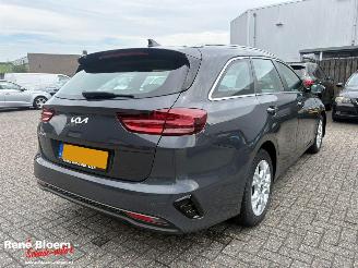 damaged passenger cars Kia Ceed 1.0 T-GDI DynamicLine Navi 2024/1