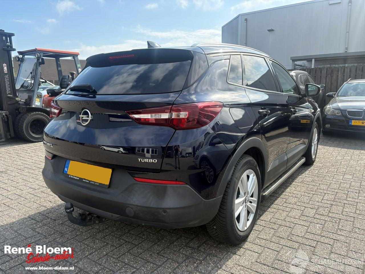 Opel Grandland X 1.2 Turbo Online Edition