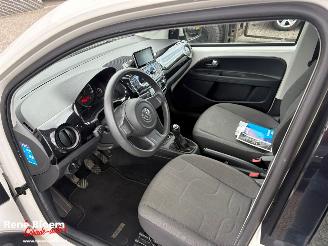 Volkswagen Up! 1.0 move up! Bluemotion picture 13