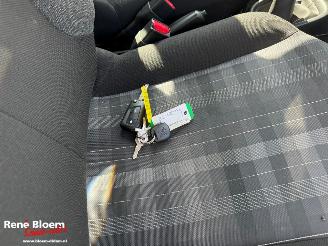 Peugeot 108 1.0 e-VTi 5drs Airco picture 10