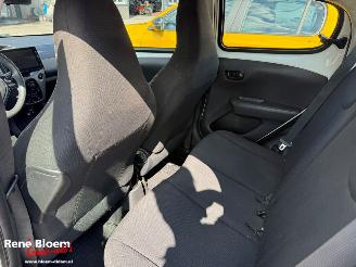 Peugeot 108 1.0 e-VTi 5drs Airco picture 11