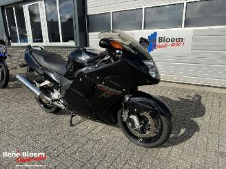 Honda  CBR 1100 XX Blackbird picture 3