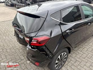 Ford Fiesta 1.0 Ecoboost Titanium + Hybrid picture 10