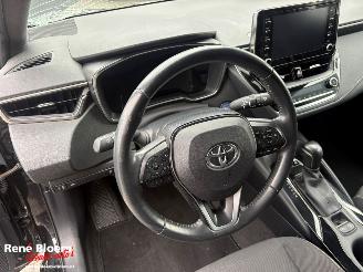 Toyota Corolla 1.8 Hybrid Dynamic Aut picture 18