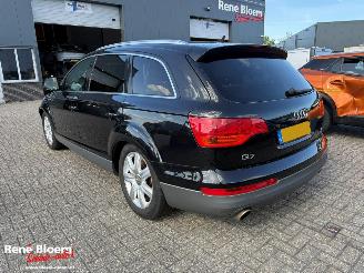 Audi Q7 4.2 V8 FSi Quattro picture 2