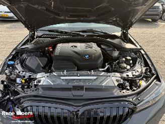 BMW 3-serie 330i Touring X-Drive 245pk picture 14