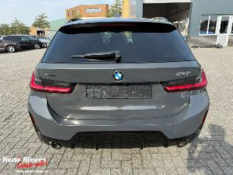 BMW 3-serie 330i Touring X-Drive 245pk picture 3