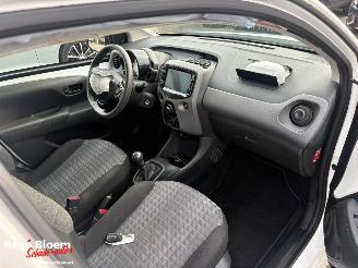 Peugeot 108 1.0 e-VTI Active 72pk Airco 5drs picture 12