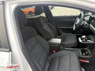 MG 4 Electric Comfort 64kwh Aut picture 8
