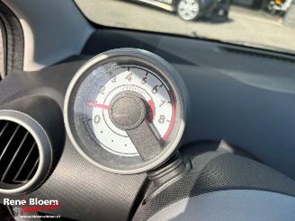 Peugeot 107 1.0 Active 5-drs Airco picture 14