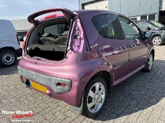 Peugeot 107 1.0 Active 5-drs Airco picture 3