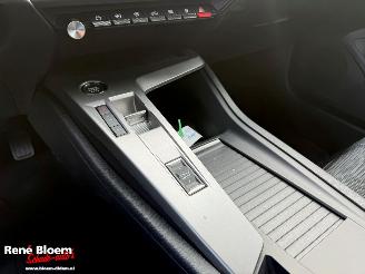 Peugeot e-308 Style EV 54kWh, 136pk picture 14