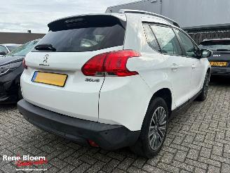 skadebil auto Peugeot 2008 1.2 VTi Active Pack Premium 2014/4