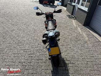KTM 690 SMC R picture 5