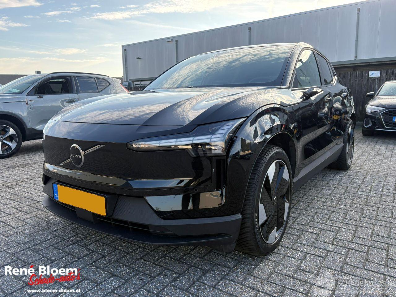 Volvo EX30 Single Extended Range Plus 69-kWh 272-pk