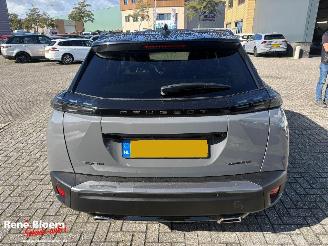 Peugeot 2008 1.2 Hybrid 145 GT picture 3