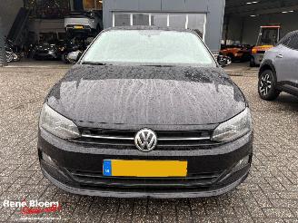 Volkswagen Polo 1.6 TDI Comfortline Business Navi 5-drs picture 3