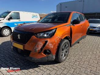 krockskadad bil auto Peugeot 2008 1.2 Pure Terch Active Pack 2022/4