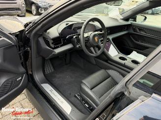 Porsche Taycan 4S 84kwh Full Option picture 16