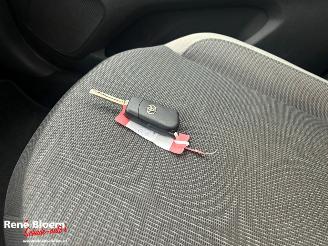 Toyota Aygo 1.0 VVT-i X-fun 72pk 5drs Airco picture 16