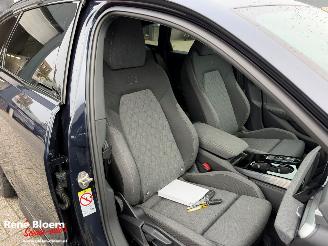 Audi A5 AVANT 2.0 e-Hybrid Quattro S-edition picture 13