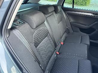 Skoda Superb 1.6 TDI 120pk dsg aut + f1 Style Bus - pano - nap - xenon - rest bpm 1300 - keyless - front + side + line assist - elektr klep picture 73