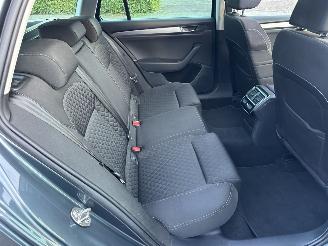 Skoda Superb 1.6 TDI 120pk dsg aut + f1 Style Bus - pano - nap - xenon - rest bpm 1300 - keyless - front + side + line assist - elektr klep picture 72