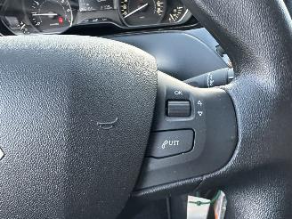 Peugeot 208 1.2 PureTech 82pk BlueLion 5drs - 86dkm nap - navi - cruise - pdc - airco - aux - usb - touchscreen - facelift picture 28