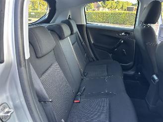 Peugeot 208 1.2 PureTech 82pk BlueLion 5drs - 86dkm nap - navi - cruise - pdc - airco - aux - usb - touchscreen - facelift picture 56