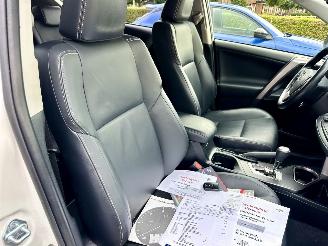 Toyota Rav-4 Gereserveerd 2.5 Hybrid AWD 171pk aut Executive - xenon - 360cam - leer - memory - line + side + front assist - elektr klep - stuurverw picture 58