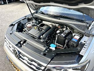Volkswagen Tiguan 1.4 TSI 150pk aut + f1 R-Line - pano - nap - massage - trekh - front + line assist - dynaudio - virtual picture 10