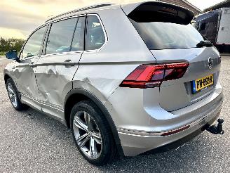 Volkswagen Tiguan 1.4 TSI 150pk aut + f1 R-Line - pano - nap - massage - trekh - front + line assist - dynaudio - virtual picture 6