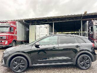 Voiture accidenté Kia e-Niro 64kWh 204pk aut + f1 DynamicPlusLine - schuifdak - nap - navi - cam - leer - stoelkoeling - stuurverw + stoelverw 2021/7