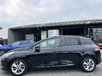 Avarii autoturisme Renault Clio Estate 0.9 TCe Turbo 90pk Limited - nap - navi - 2017/1