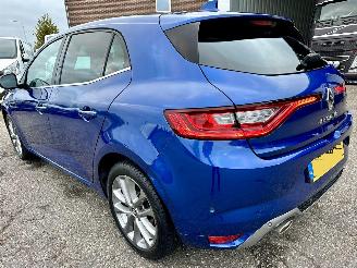Renault Mégane 1.3 TCe Turbo 140pk 7-traps aut GT-Line - head up - bose - kuipstoelen - nav - cam - keyless - sfeerverl picture 6