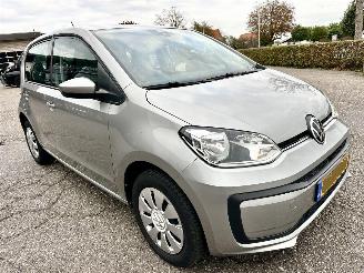 Volkswagen Up! gereserveerd 1.0i 65pk 5drs - nap - airco - line assist - bleutooth - aux - elektr ramen - led - facelift - rijdbaar picture 4