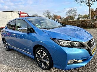 Nissan Leaf e+ 62kWh 218pk aut Tekna - nap - bose - 360cam - nav - leer + alcantara - stuur + stoelverw v+a - E-pedal picture 4